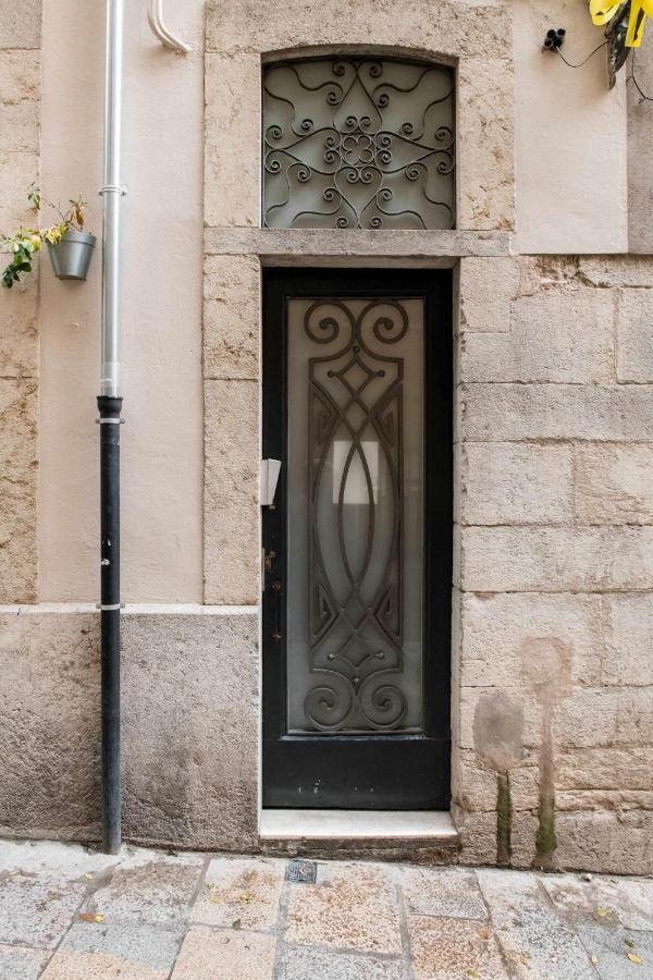 Revitalized Apartment In Historical Building Girona Exteriör bild