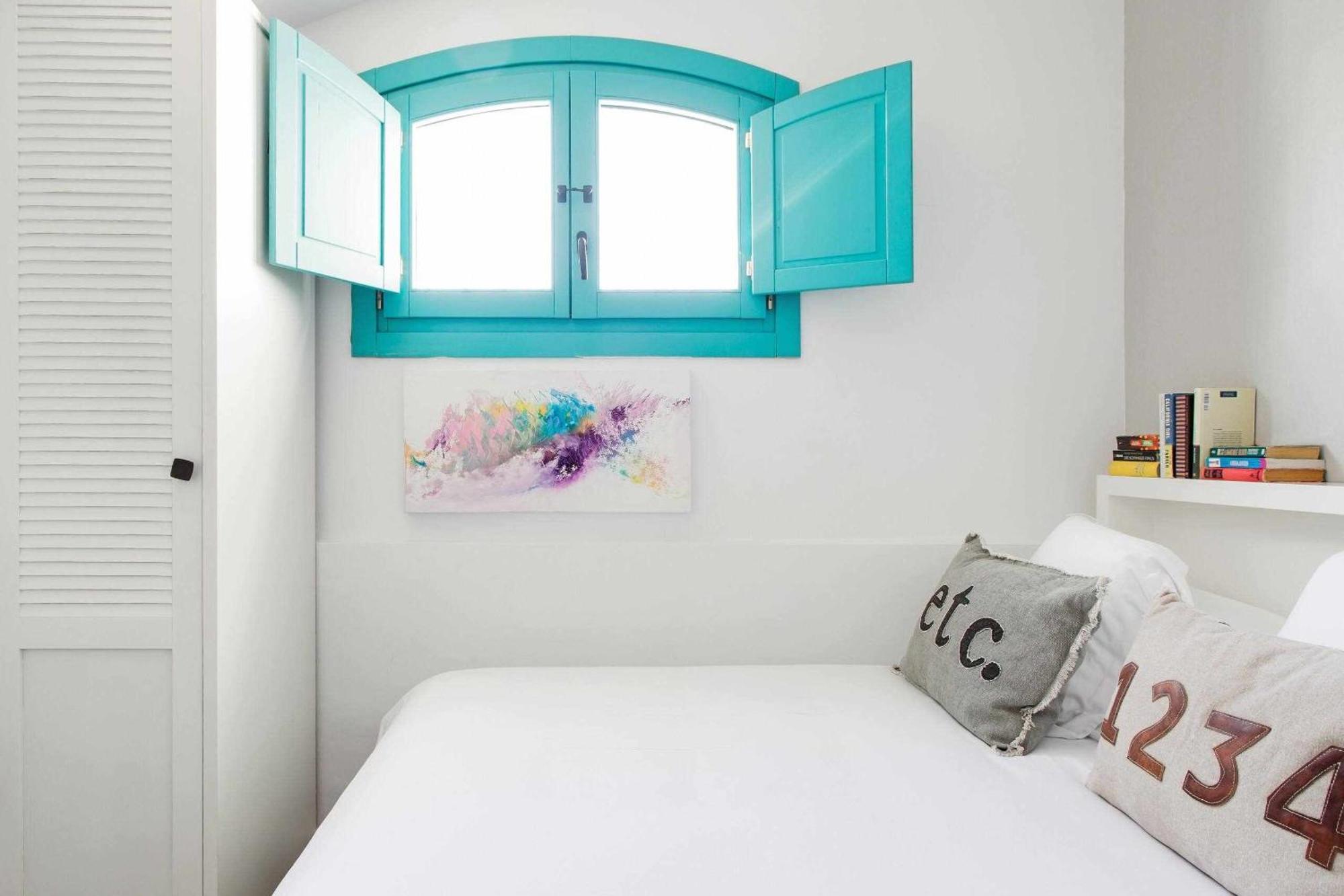 Revitalized Apartment In Historical Building Girona Exteriör bild